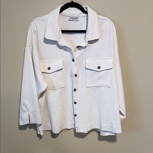 Sabrina Lauren Waffle White Button-Up Shirt with raw hem design Size XL